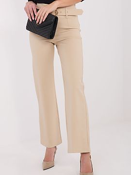 dámske nohavice Italy Moda  Tieto štýlové nohavice boli vytvorené s ohľadom na ženy, ktoré si cenia eleganciu spojenú s pohodlím. Vyrobené z vysoko kvalitnej 