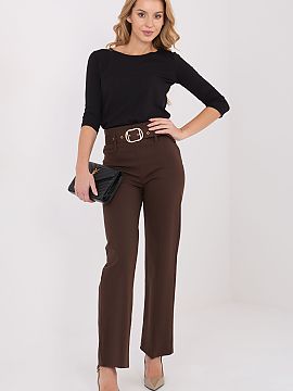 dámske nohavice Italy Moda  Tieto štýlové nohavice boli vytvorené pre ženy, ktoré oceňujú eleganciu spojenú s pohodlím. Vyrobené z vysokej kvality zmesi visk