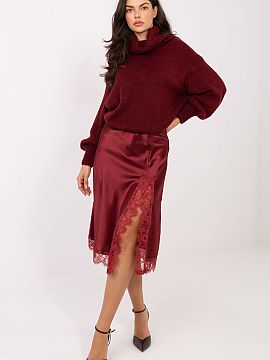 spódnica Rue Paris  Elegantná midi sukňa je štýlový model ideálny nielen na každý deň, do práce, ale aj na špeciálne príležitosti. Vyrobená z kom