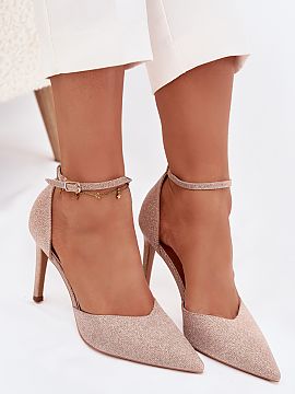 Ihličky Step in style  Lesklé špendlíky ideálne na Silvestra a večerné párty, na ktorých chceš zablýskať. Úzke, špicaté špičky pridávajú eleganci