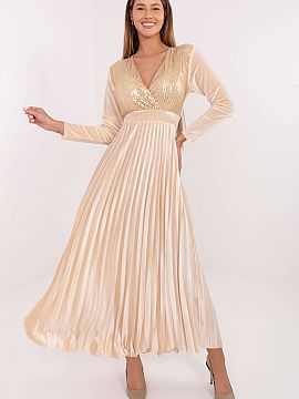 dlhé šaty Italy Moda  Pôsobivé a elegantné dlhé maxi šaty, ktoré kombinujú ženský strih s efektnými detailmi, ideálne na návštevy a udalosti. Vyroben