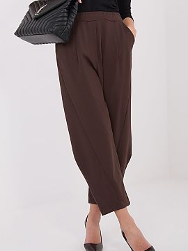 dámske nohavice Rue Paris  Pohodlné a štýlové materiálové nohavice s casual charakterom, ideálne na každý deň a do práce. Vyrobené z kombinácie viskózy, 
