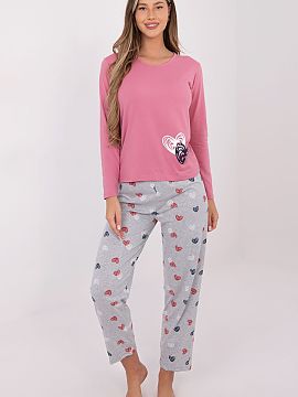 Pyžamo Forever Pink  Pohodlná, dvojdielna dámska pyžama vyrobená z mäkkej, dýchavej bavlny, ideálna na pokojné noci a relaxačné večery. Súčasťou se