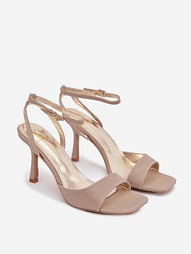 Sandále na podpätku Step in style