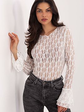 blúzka Italy Moda  Elegánna, priliehavá koronková blúzka je výnimočný model, ktorý sa skvele hodí na návštevy, večierky a do štýlových pracovný