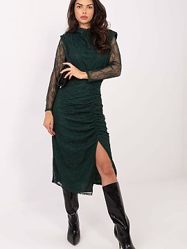 Sukňa na večer Italy Moda  Elegantná čipková šaty s klasickým, ale veľmi ženským charakterom, ideálna na špeciálne príležitosti. Olovový strih krásne zd