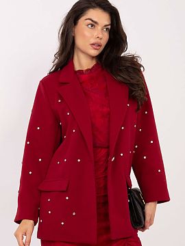 Blejzer Italy Moda  Elegantný dámsky sako vytvorený s ohľadom na návštevné príležitosti a párty outfity. Model sa vyznačuje výnimočným zdobením, 