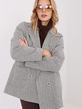 Blejzer Lakerta  Klasický dámsky sako s casual charakterom, ideálny na každodenné štýlové outfity a do práce. Vzor smrek dodáva jej nadčasový št