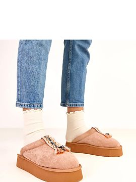 Papuče Solea  Tmavobežové zabudované papuče s farebným vložkou Sarah sú ideálnou voľbou pre tých, ktorí ocenia pohodlie, teplo a štýlový vzh