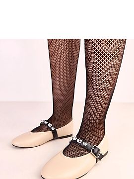 Baleríny Solea  Objavte jedinečný štýl a pohodlie, ktoré ponúkajú béžové baleríny s ozdobnou sponou Faira od značky Gemre. Ideálna ponuka pre �