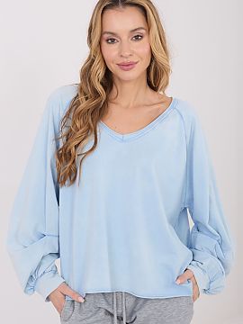Tričko s dlhým rukávom Factory Price  Každodenná casual blúzka, ideálna pre pohodlné a štýlové outfity na každý deň. Vyrobená z mäkkej bavlny s prídavkom elastanu, 