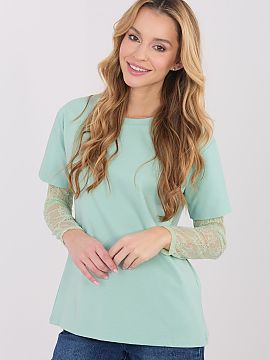 blúzka Italy Moda  Každodenná dámska blúzka s casual charakterom kombinuje jednoduchosť s jemným, ženským akcentom. Vyrobena z vysoko kvalitnej zmesi b