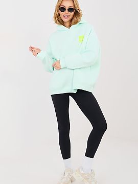 mikina Factory Price  Dámska blúza casual je ideálnou voľbou na každý deň, kombinuje pohodlie s moderným, univerzálnym štýlom. Vyrobená z vysoko kvali