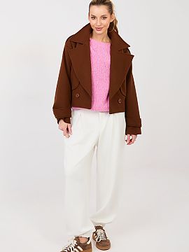 Tepláky Italy Moda  Bežecké nohavice typu joggery sú spojením pohodlia a štýlového vzhľadu, ideálne na každý deň a do práce v uvoľnenom štýle. V