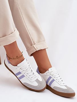 Športová obuv Step in style  Módne dámske tenisky vyrobené z prírodnej kože sú ideálnou kombináciou štýlu a pohodlia. Nízke, zaväzované topánky skvele dop�