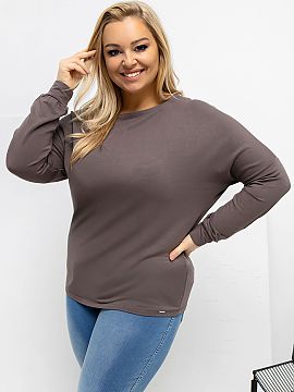 blúzka plus size Relevance  Blúzka plus size s klasickým, okrúhlym výstrihom, navrhnutá s ohľadom na pohodlie a každodenné nosenie. Model v štýle casual, ide�