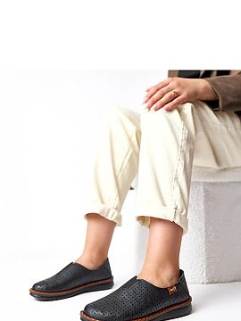 poltopánky Solea  Poltopánky sú univerzálne topánky, ktoré spájajú klasický vzhľad s každodenným pohodlím. Vyrobené z vysokej kvality ekologickej