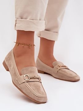 Loaferky Step in style  Klasické dámske mokasíny z ekokože sú elegantnou a pohodlnou ponukou na každý deň. Plochá podrážka zabezpečuje pohodlie po celý
