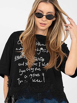 blúzka Factory Price  Denne bluse til kvinder har en feminin og stilfuld karakter. Lavet af h?j kvalitet bomuld med elastan for ekstra komfort, elasticitet og god