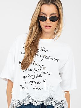 blúzka Factory Price  Každodenná dámska blúzka s ženským a štýlovým charakterom. Vyrobena z vysokokvalitnej bavlny s prídavkom elastanu, zaručuje pohod