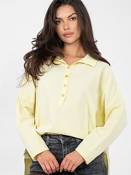 blúzka Factory Price  Bežcová blúzka s každodenným charakterom, kombinujúca komfort s klasickým štýlom. Vyrobená z mäkkej bavlny s prídavkom elastanu,