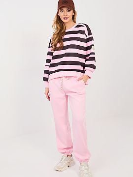 nastaviť Italy Moda  Štýlová súprava dresov v casual prevedení je ideálnou ponukou na každý deň. Kombinácia pohodlia a módnych detailov robí tento se