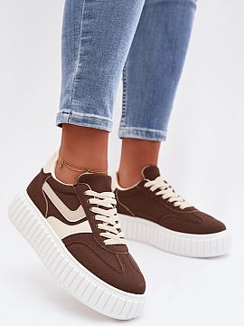 Športová obuv Step in style  Štýlové tenisky z ekokože sú skvelou voľbou pre ľudí, ktorí ocenia pohodlie a moderný vzhľad. Vďaka platforme obuv nielen zdvíh