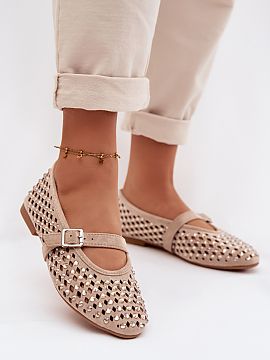 Balerinki Step in style  Baleríny pre ženy z ekokože sú štýlovým návrhom na teplé dni. Ažurovaný vrchný materiál zdobený zirkónmi im dodáva jemný le