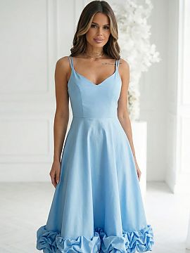 Sukňa na večer Bicotone  Elegantný šaty s midi dĺžkou sú zapínané na skrytý zips. Priliehavý vrch s dekoltom do tvaru srdca a dvojitými, tenkými ramienkam