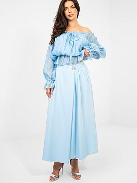 Sukňa Factory Price  Táto elegantná midi sukňa je ideálne spojenie klasiky a pohodlia, skvelá na každý deň, do práce alebo na špeciálne príležitosti
