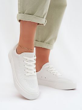 Športová obuv Step in style  Tenisky Big Star sú ideálnou ponukou pre ženy, ktoré ocenia pohodlie a nadčasový štýl. Nízky strih sa skvele hodí do každodennýc