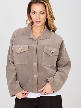 zamatová bunda Rue Paris  Moderná dámska štručková bunda v štýle casual, ideálna na každodenné, prechodné dni. Tento model kombinuje klasický strih bomber