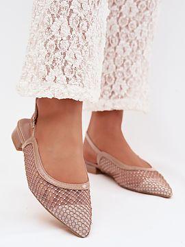 Balerinki Step in style  Dámske baleríny vyrobené z kombinácie ekokože a sieťového materiálu sú štýlovou ponukou na teplejšie dni. Špicaté špičky zd�