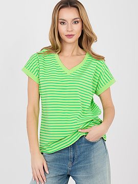 Tričko Relevance  Štýlové dámske tričko v casual prevedení, ideálne na každý deň a na bežné príležitosti. Model štandardnej dĺžky má krátky