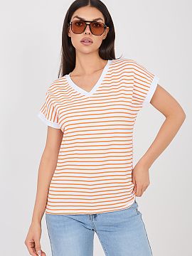 Tričko Relevance  Štýlové dámske tričko v casualovom vyhotovení, ideálne na každý deň a na bežné príležitosti. Model so štandardnou dĺžkou m�