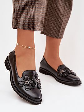 poltopánky Step in style  Topánky z eko-kože značky Jezzi sú ponúkané v ženskom prevedení. Topánky sú umiestnené na plochom podpätku, ktorý zaručuje poh