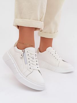 poltopánky Step in style  Topánky na šnurovanie vyrobené z prírodnej kože sú pohodlnou a funkčnou ponukou na každý deň. Ľahký strih zabezpečuje slobodu p