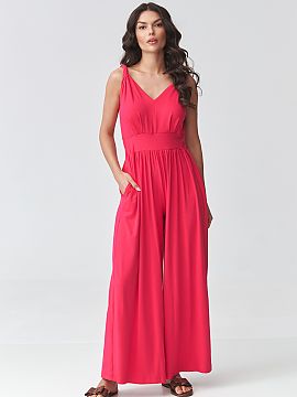 Overal Makadamia  Elegantný dámsky overal na ramienkach je ideálnou voľbou pre ženy, ktoré hľadajú spojenie elegancie a pohodlia. Ľahký, padavý mat