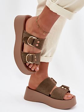  Step in style  