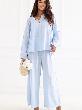 blúzka Italy Moda  Blúzka vyrobená z vysoko kvalitnej bavlny, ktorá zabezpečuje pohodlie a predušnosť po celý deň. Model s hladkým vzorom robí z blú