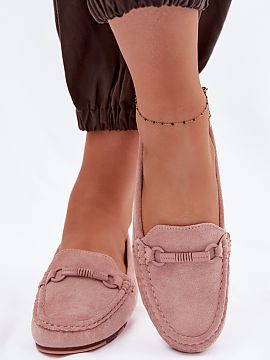 Mokasíny Step in style  Mokasíny pre dámy z ekokože sú štýlovou a pohodlnou ponukou na každý deň. Plochý strih zabezpečuje pohodlie pri nosení, čo znam
