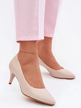 Ihličky Step in style  Dámske lodičky Sergio Leone sú elegantným modelom s nadčasovým charakterom. Vyhotovené z ekokože, štýlovo dopĺňajú klasické ou