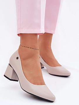 Lodičky na opätku Step in style  Topánky značky Vinceza sú klasickou eleganciou v modernom prevedení. Vyrobené z ekologickej kože, vyzerajú štýlovo a sú skvelou vo