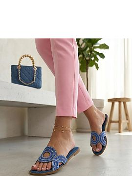 Klapky Solea  Jemné papuče s ozdobnými zirkónmi sú elegantnou ponukou pre ženy, ktoré oceniajú pohodlie spolu s jemným leskom. Vyrobené z vysoke