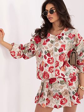 Kurtka Italy Moda  Módna dámska bunda typu bomber, ideálna na jar/leto. Navrhnutá v casual štýle, skvelo sa hodí do každodenných outfitov, dodáva im 