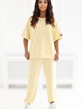 nastaviť Rue Paris  Dámska športová súprava pozostávajúca z mikiny a nohavíc je ideálnou ponukou pre každodenné nosenie pre ženy, ktoré oceňujú po