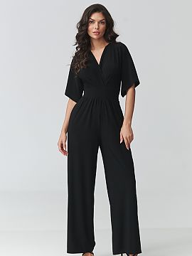 Overal Makadamia  Elegantný dámsky overal je ideálnou ponukou pre ženy, ktoré oceňujú eleganciu, pohodlie a nadčasový štýl. Model vyniká ženským