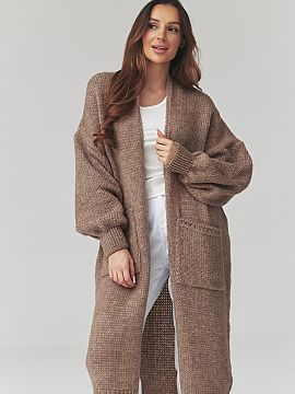 Kardigán Makadamia  Tento dlhý dámsky sveter je ideálne spojenie pohodlia, štýlového vzhľadu a funkčnosti. Model vo forme oversize kardiganu sa skvele h