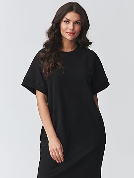 denné šaty Makadamia  Štýlové a neuveriteľne pohodlné oversized šaty sú ideálnou voľbou pre ženy, ktoré oceniajú spojenie pohodlia a módneho vzhľadu