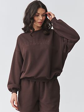 nastaviť Makadamia  Štýlový dresový set je ideálne spojenie pohodlia a moderného dizajnu. Súčasťou setu je oversized mikina s jemným vyšívaním a dr